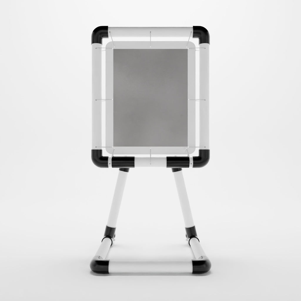 Deluxe Home Stand